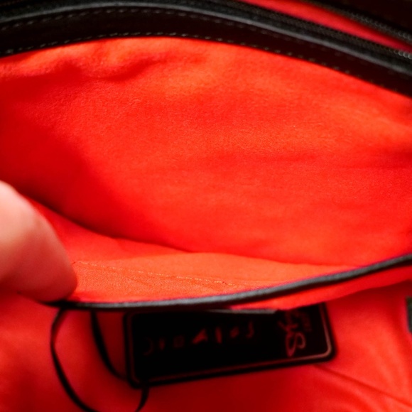 Sharif 1827 Black Crossbody Bag with Lion Head Detail, with Pink Cardholder - Picture 10 of 15